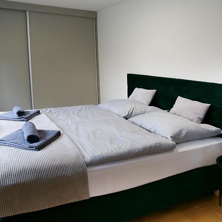 Aparthotel Brokes Lanškroun Habitación foto